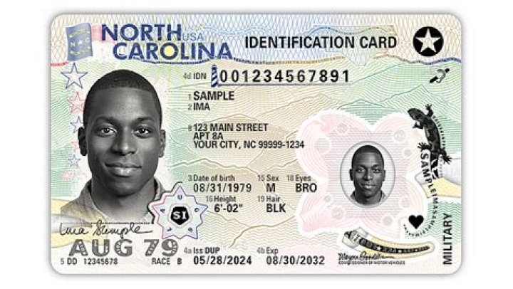 Can a 15 year old get a student credit card?