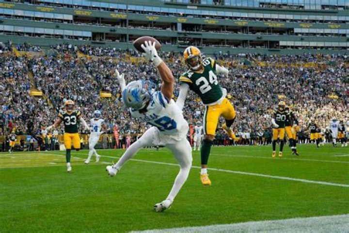 Can the defense score a touchdown on an extra point?
