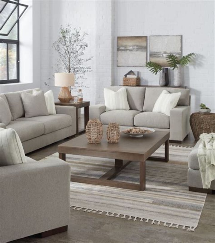 Can you file bankruptcy on rent to own furniture?