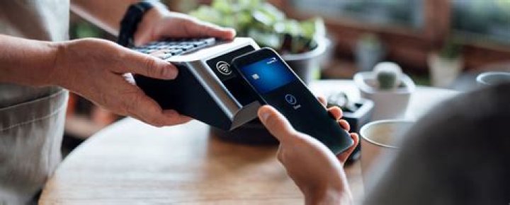 How do you pay with your phone at Starbucks?