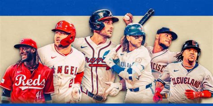 How much do baseball general managers get paid?