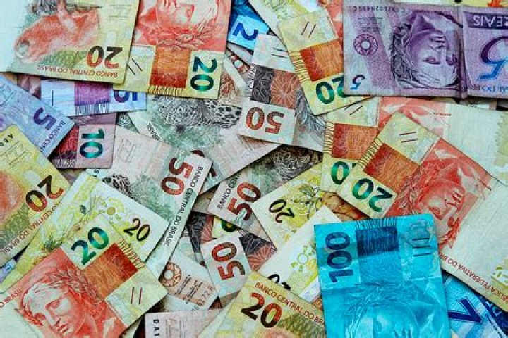 How much is a Brazilian real in pounds?