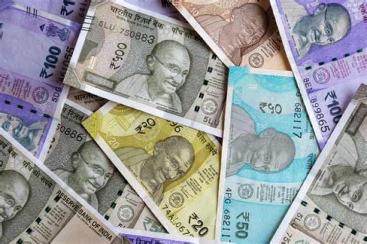 In which country Indian rupees has highest value?