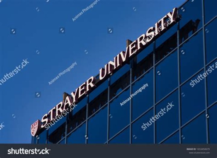 Is Strayer University on semester or quarter hours?