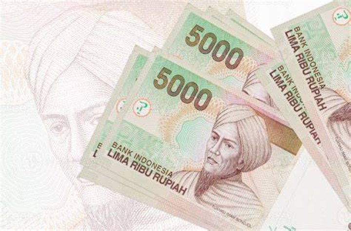 What can you buy with 5000 Indonesian Rupiah?