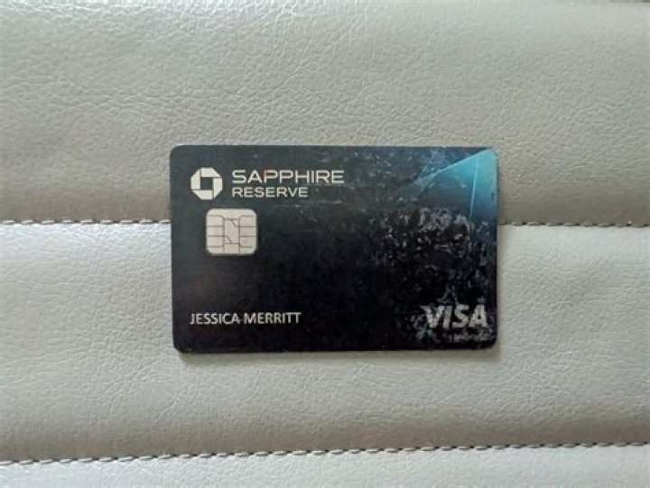 What happens when you replace a credit card?
