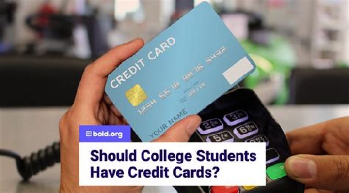 What percent of college students have credit cards?